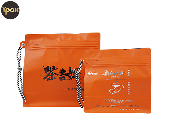 https://www.ypak-packaging.com/stock-micro-customization-hot-stamping-mylar-plastic-250g-500g-plat-bottom-coffee-bag-with-lanyard-product/